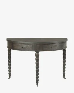 Livia Table