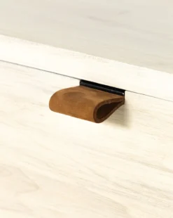 Thorton Dresser -Evergreen Furniture Store ThortonDresser MFRN1178 DVE OS D5