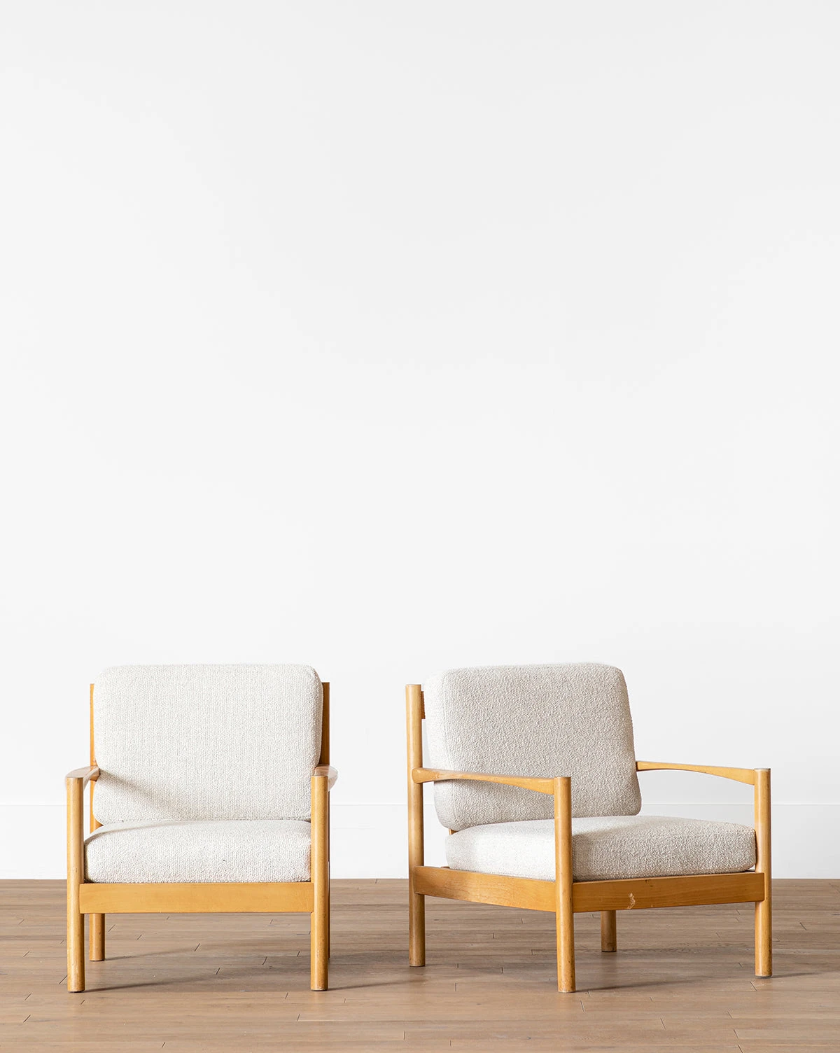 Vintage Boucle Chairs (Set Of 2) 1 Vintage Boucle Chairs (Set Of 2)