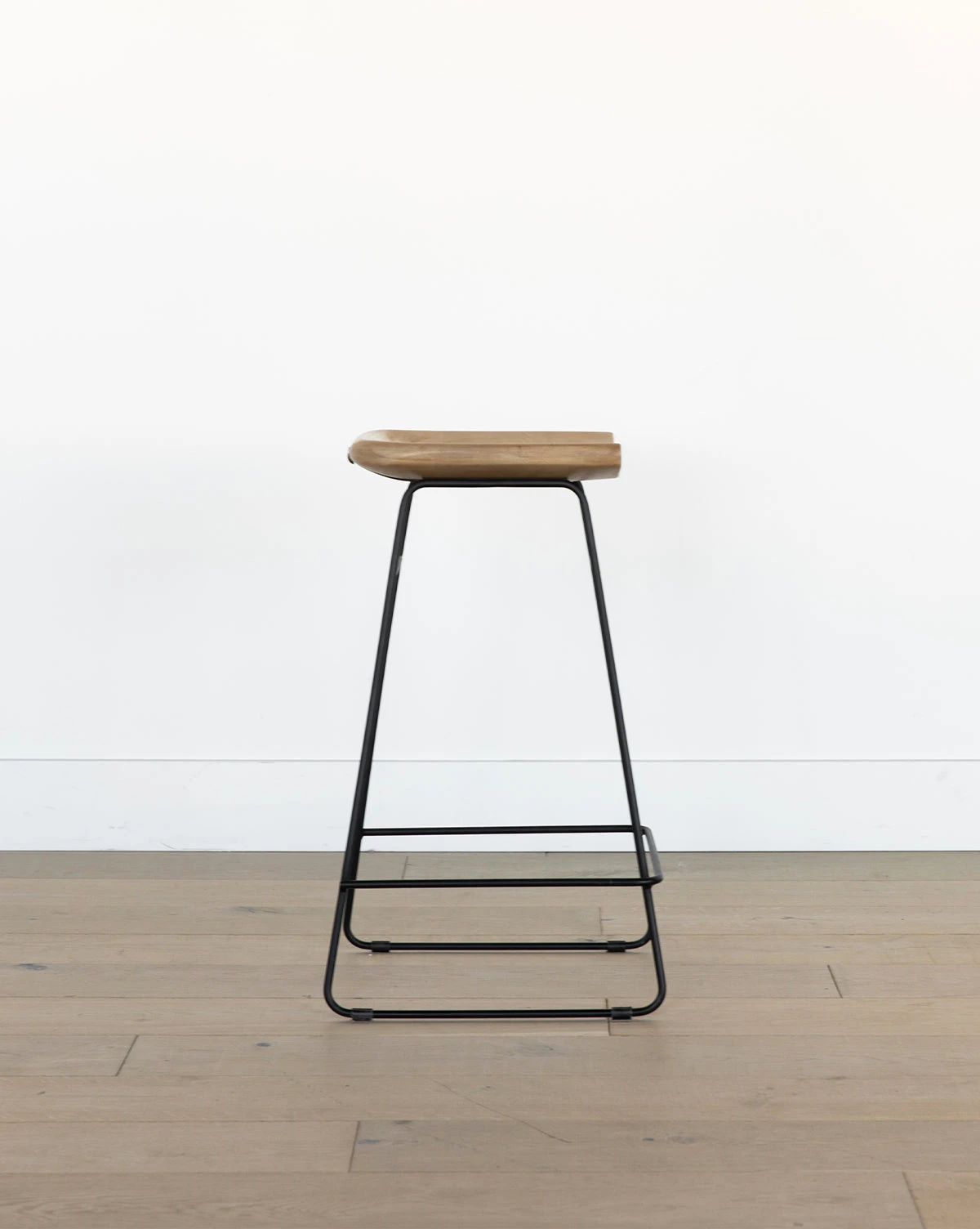 Evergreen Williamsen Counter Stool 6 Evergreen Williamsen Counter Stool - Image 6